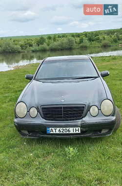 Mercedes-Benz E-Class  2000