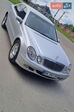 Mercedes-Benz E-Class  2004