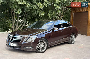 Mercedes-Benz E-Class  2009