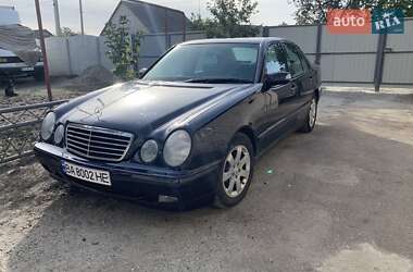 Mercedes-Benz E-Class  2001