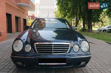 Mercedes-Benz E-Class 2000