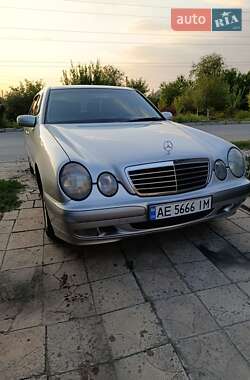Mercedes-Benz E-Class  2000