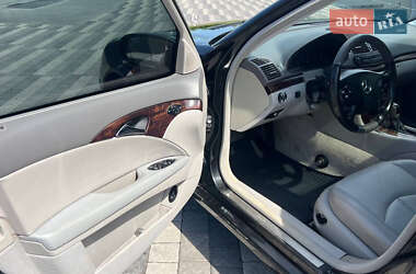 Mercedes-Benz E-Class 2003