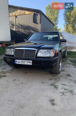 Mercedes-Benz E-Class 1995
