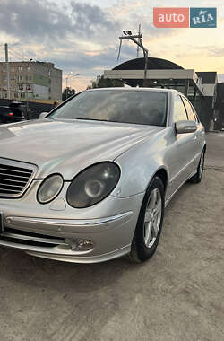 Mercedes-Benz E-Class  2003