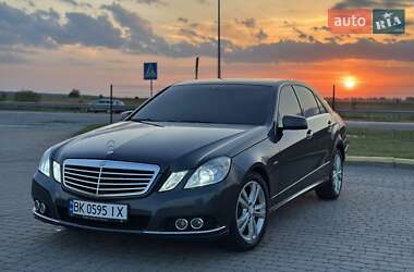 Mercedes-Benz E-Class  2011