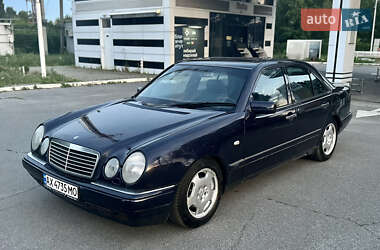 Mercedes-Benz E-Class  1998