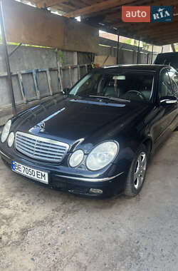 Mercedes-Benz E-Class  2005