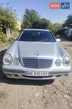Mercedes-Benz E-Class 2001
