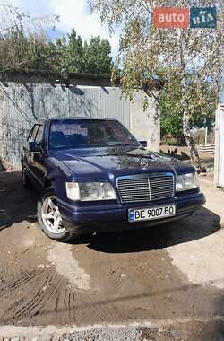 Mercedes-Benz E-Class  1995