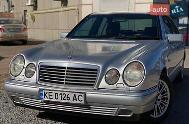 Mercedes-Benz E-Class  1997