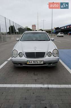 Mercedes-Benz E-Class  2001