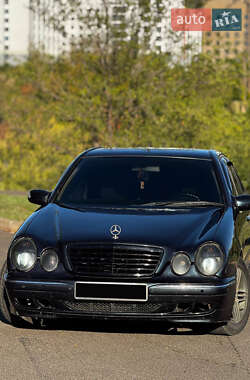 Mercedes-Benz E-Class  1999