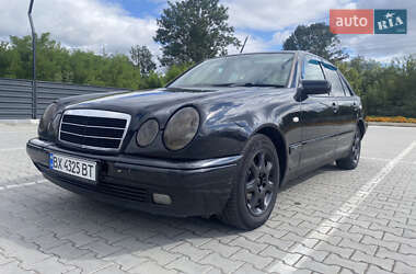 Mercedes-Benz E-Class  1997