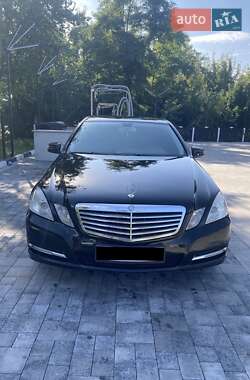 Mercedes-Benz E-Class 2011