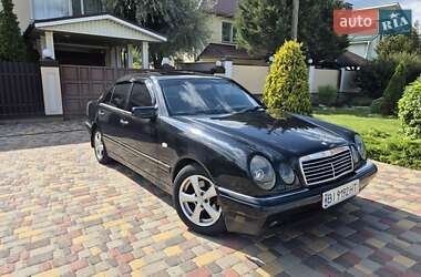 Mercedes-Benz E-Class  1996