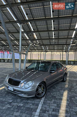 Mercedes-Benz E-Class  2003