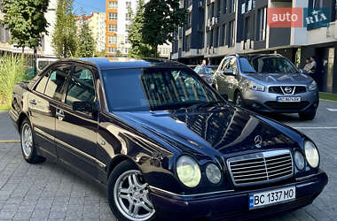 Mercedes-Benz E-Class  1997