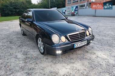 Mercedes-Benz E-Class  2001