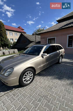 Mercedes-Benz E-Class  2003