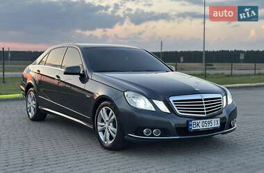Mercedes-Benz E-Class  2011