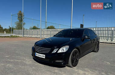 Mercedes-Benz E-Class  2011