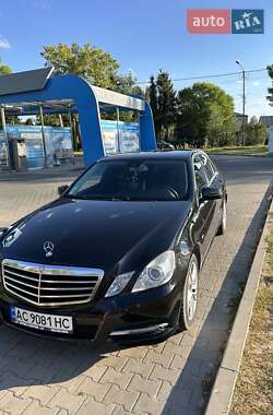 Mercedes-Benz E-Class  2011