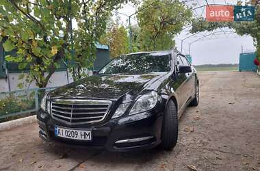Mercedes-Benz E-Class  2010
