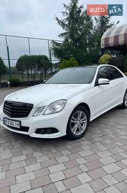 Mercedes-Benz E-Class 2011