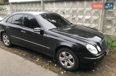 Mercedes-Benz E-Class  2005