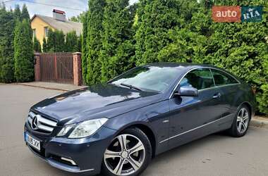 Mercedes-Benz E-Class  2010