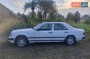 Mercedes-Benz E-Class 1988