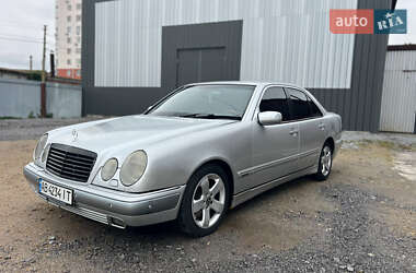 Mercedes-Benz E-Class  2001