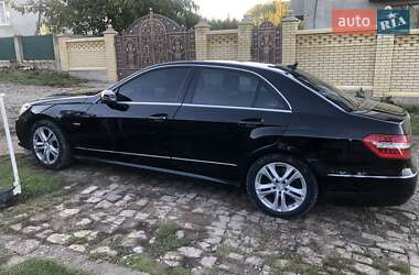 Mercedes-Benz E-Class  2011