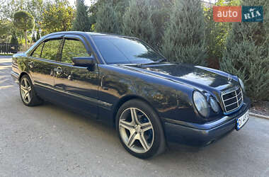 Mercedes-Benz E-Class  1997