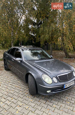Mercedes-Benz E-Class  2004