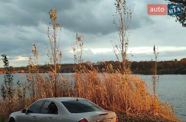 Mercedes-Benz E-Class  2002
