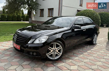 Mercedes-Benz E-Class  2009