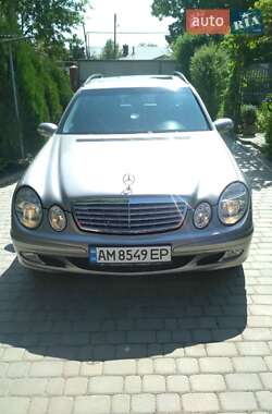 Mercedes-Benz E-Class  2004