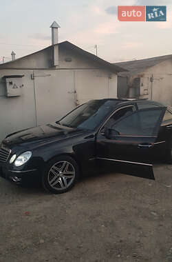 Mercedes-Benz E-Class  2003