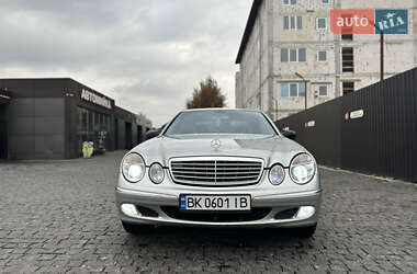 Mercedes-Benz E-Class  2004