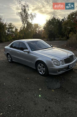 Mercedes-Benz E-Class  2005