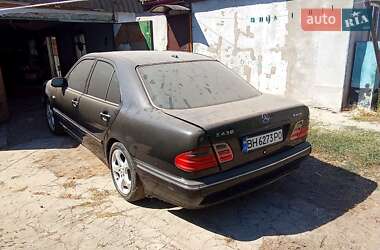 Mercedes-Benz E-Class  2001