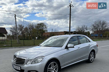 Mercedes-Benz E-Class  2010