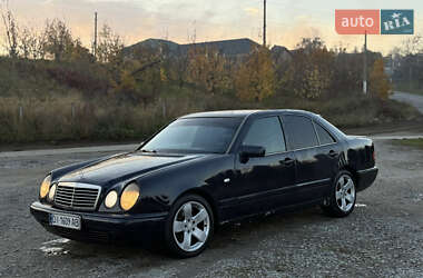 Mercedes-Benz E-Class  1998