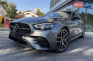 Mercedes-Benz E-Class 2023