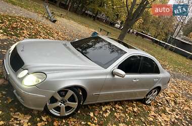 Mercedes-Benz E-Class 2002