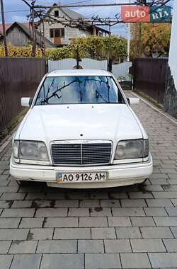 Mercedes-Benz E-Class  1994