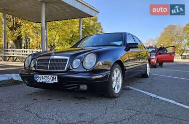 Mercedes-Benz E-Class 1996