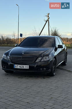 Mercedes-Benz E-Class  2010